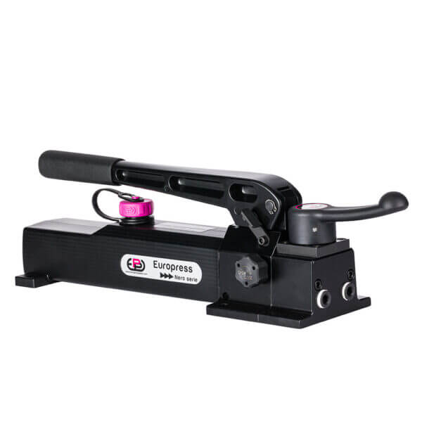 PNP - Hand Pumps With Tank In Plastic – 700 Bar